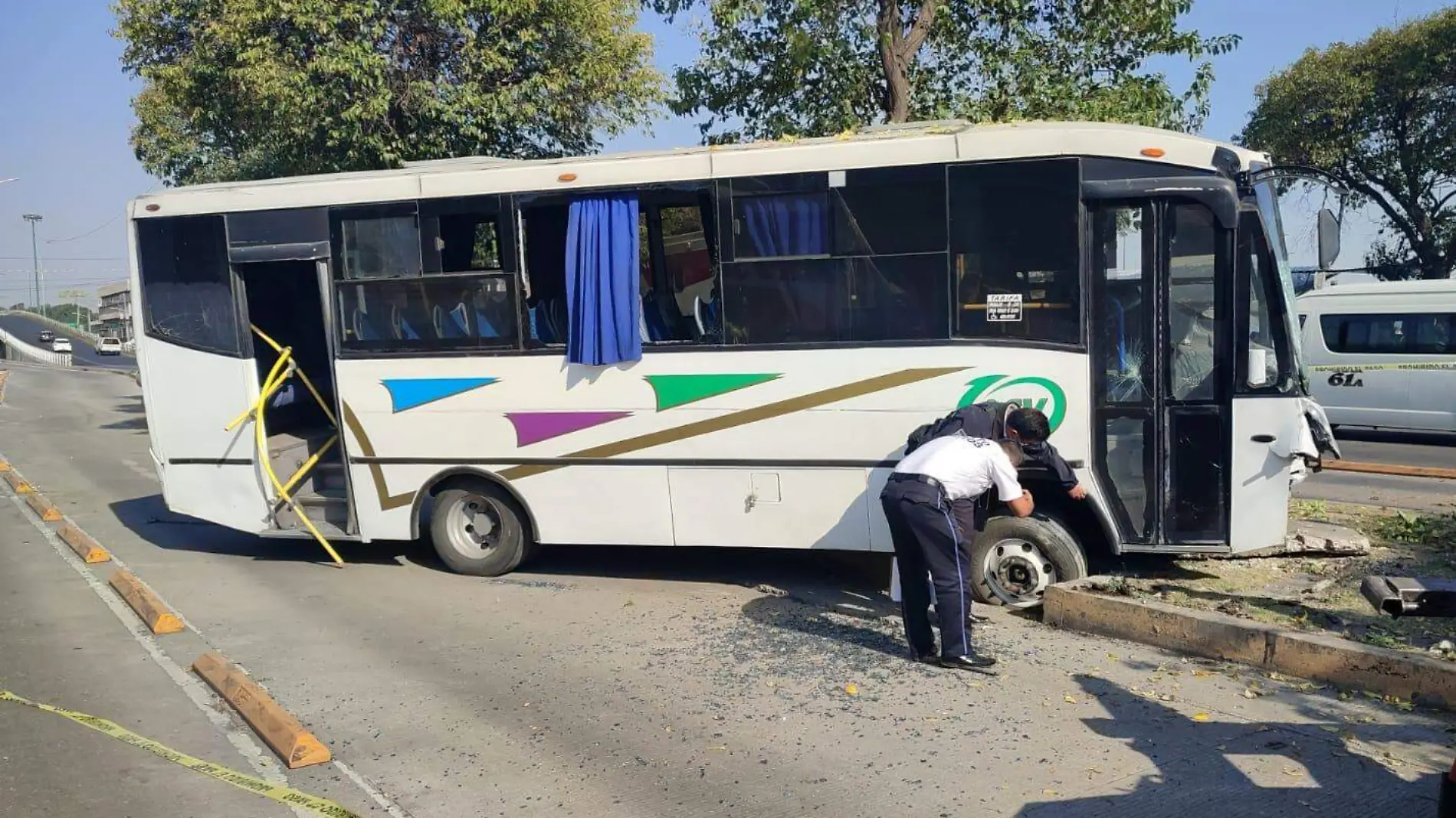 Choque de ruta Flecha Verde deja 14 lesionados